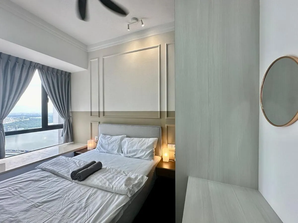 R&F Seaview Suite Walking To Ciq 2B2B Johor Bahru Malaysia